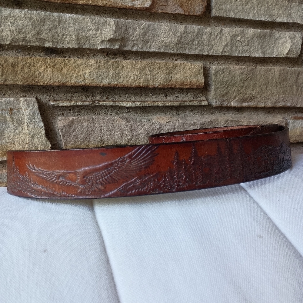 Vintage Leegin Eagle Leather Brown Belt with Brass Buckle_38